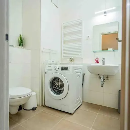 Corvin Luxury Quiet Apartment
