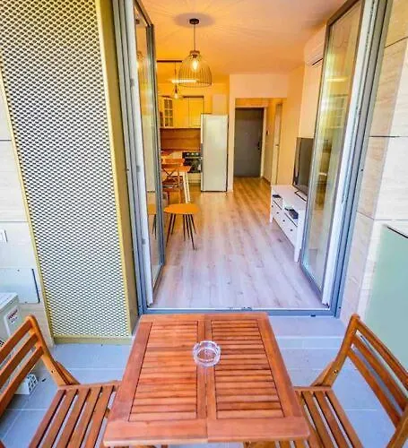 Daire Corvin Luxury Quiet Budapeşte